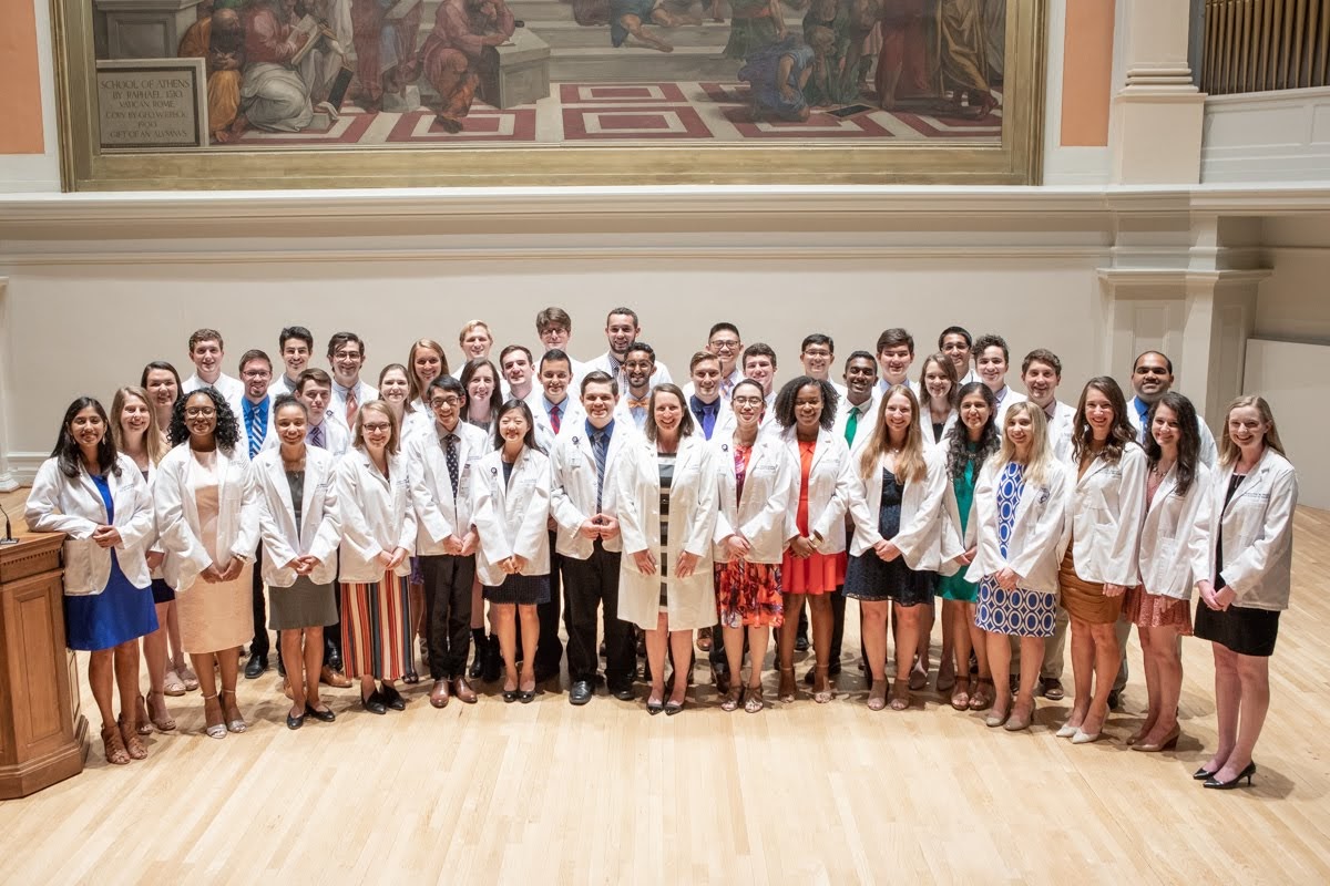2018 White Coat Ceremony – UVA Medical Alumni Association